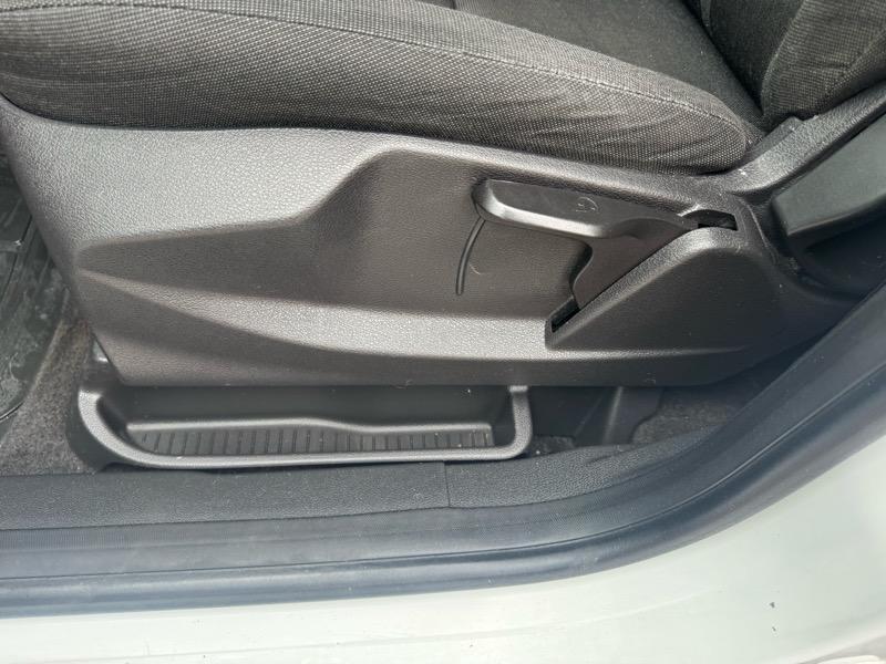 used 2015 Ford Transit Connect car, priced at $14,000