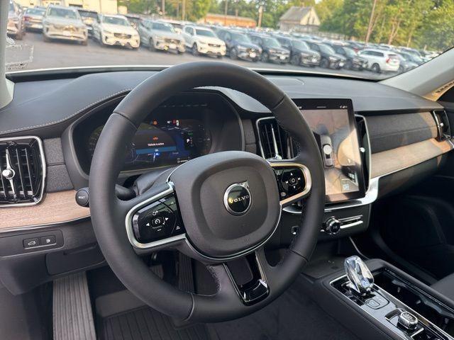 new 2026 Volvo XC90 Plug-In Hybrid car, priced at $81,530