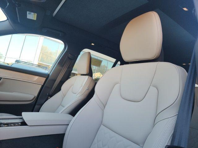 new 2026 Volvo XC90 car, priced at $63,275