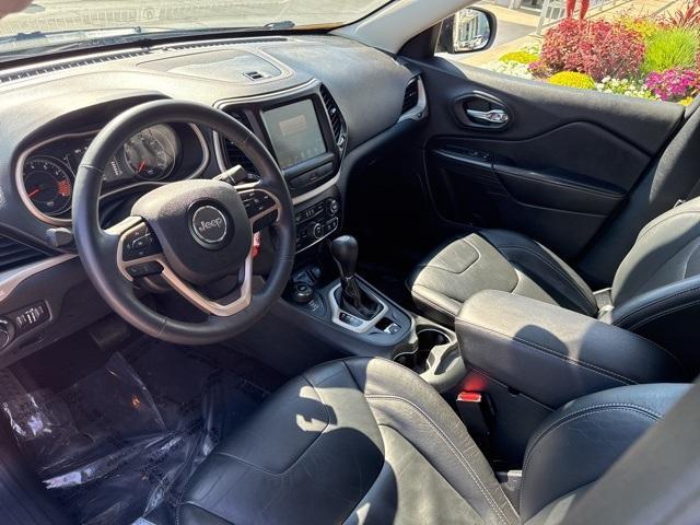 used 2015 Jeep Cherokee car, priced at $12,900