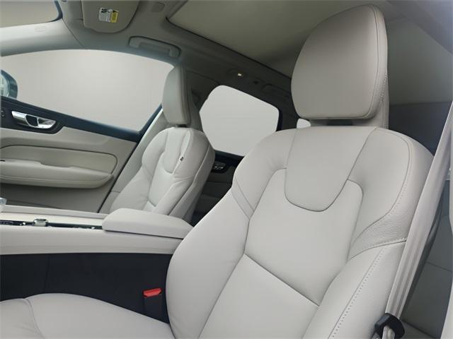 new 2025 Volvo XC60 car, priced at $51,115