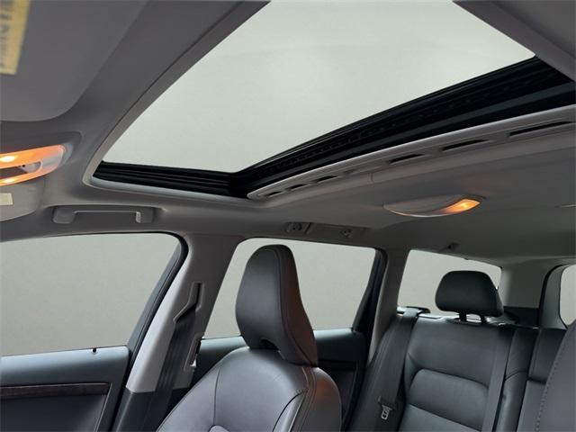 used 2016 Volvo XC70 car, priced at $14,500