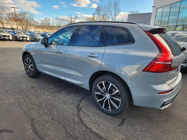 new 2025 Volvo XC60 car, priced at $55,335