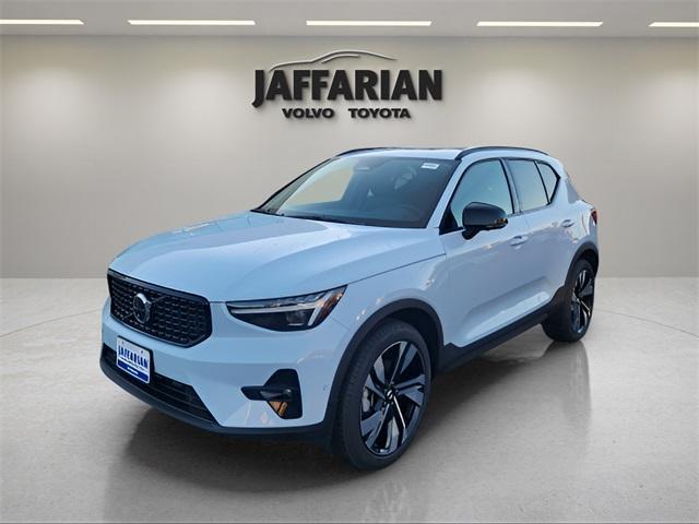 new 2025 Volvo XC40 car, priced at $49,790