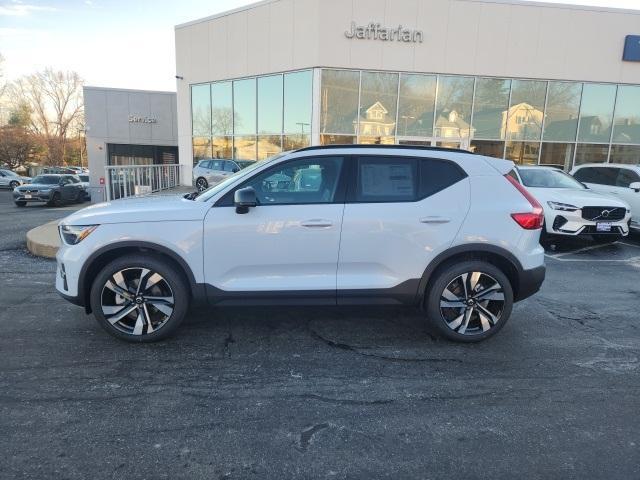 new 2025 Volvo XC40 car, priced at $49,790