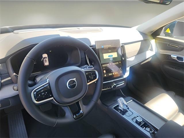 new 2025 Volvo XC90 car, priced at $74,960