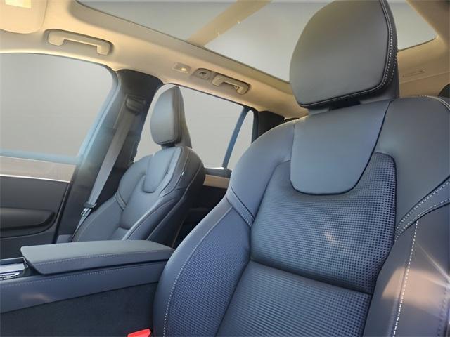 new 2025 Volvo XC90 car, priced at $74,960