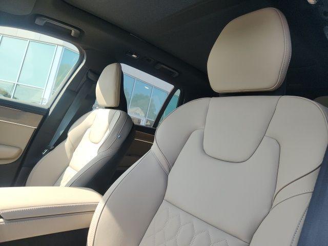 new 2026 Volvo XC90 car, priced at $73,995