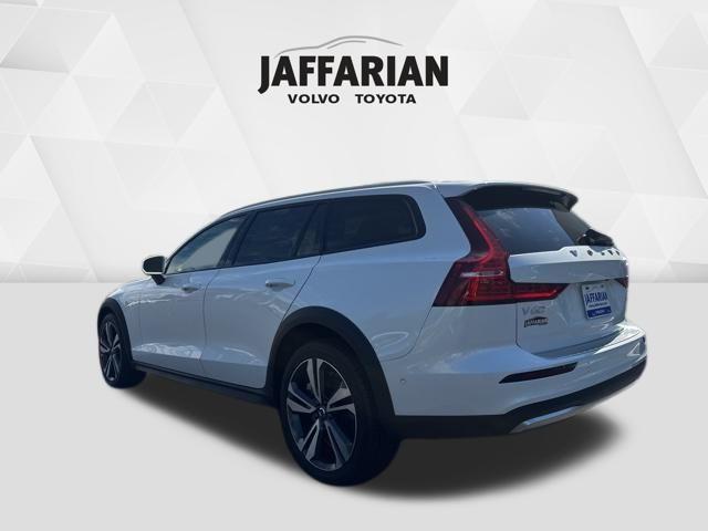 used 2023 Volvo V60 Cross Country car, priced at $38,997