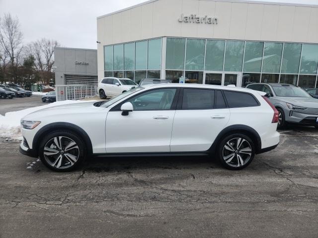 new 2025 Volvo V60 Cross Country car, priced at $55,025