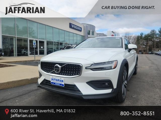 new 2025 Volvo V60 Cross Country car, priced at $55,025