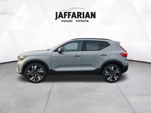 new 2026 Volvo XC40 car, priced at $52,525