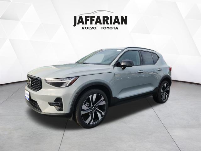 new 2026 Volvo XC40 car, priced at $52,525