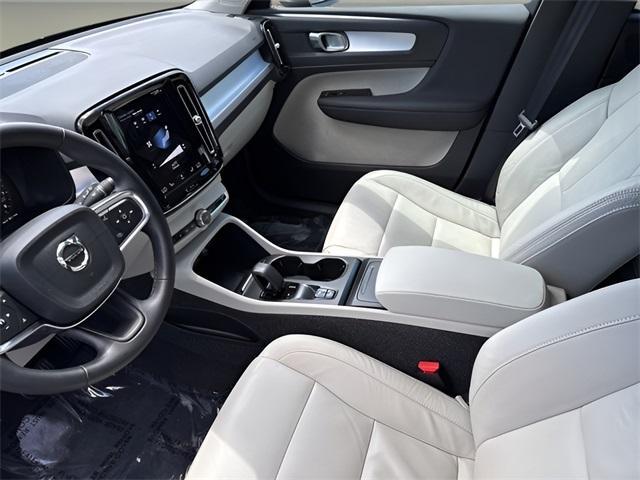 used 2022 Volvo XC40 car, priced at $34,566