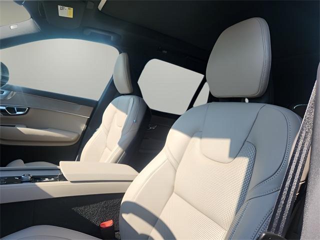 new 2025 Volvo XC90 Plug-In Hybrid car, priced at $87,915