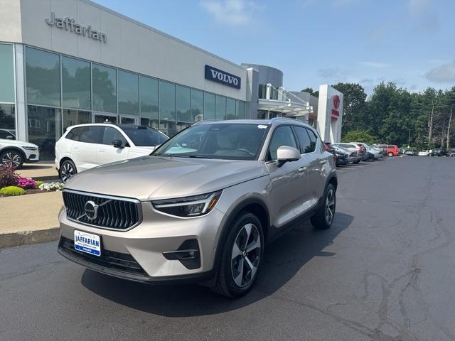 used 2024 Volvo XC40 car, priced at $40,975