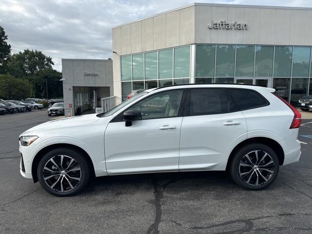 new 2025 Volvo XC60 car, priced at $57,310