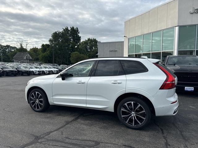 new 2025 Volvo XC60 car, priced at $57,310