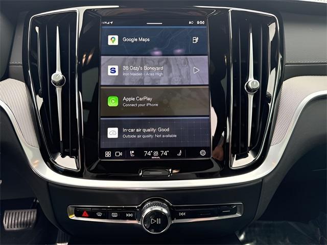 used 2023 Volvo S60 Recharge Plug-In Hybrid car, priced at $37,288