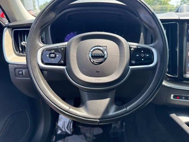 used 2022 Volvo XC60 car, priced at $31,000