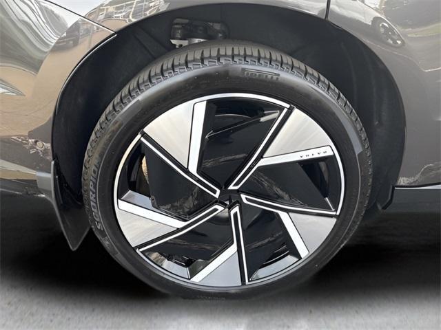 new 2025 Volvo EX90 car, priced at $92,505