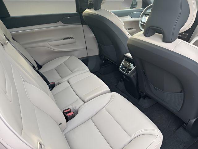 new 2025 Volvo EX90 car, priced at $92,505