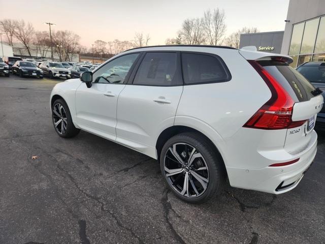 new 2025 Volvo XC60 car, priced at $60,815