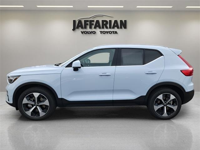 new 2025 Volvo XC40 car, priced at $48,335