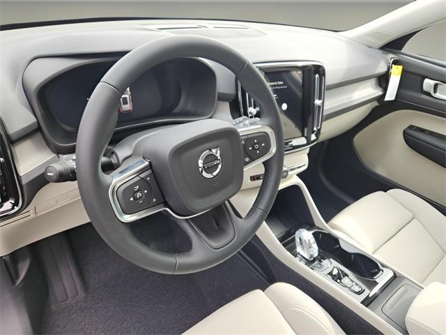new 2025 Volvo XC40 car, priced at $48,335