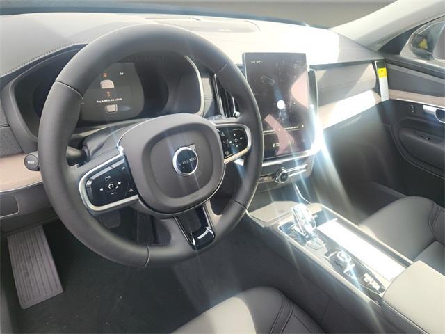 new 2025 Volvo XC90 car, priced at $69,155