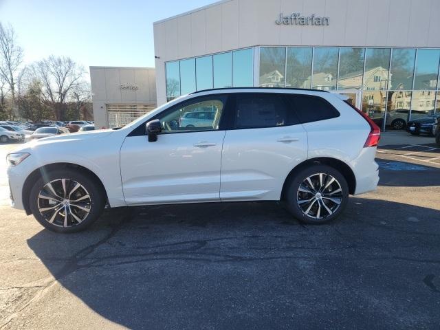 new 2025 Volvo XC60 car, priced at $55,335