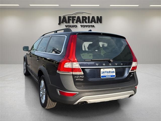 used 2016 Volvo XC70 car, priced at $15,500