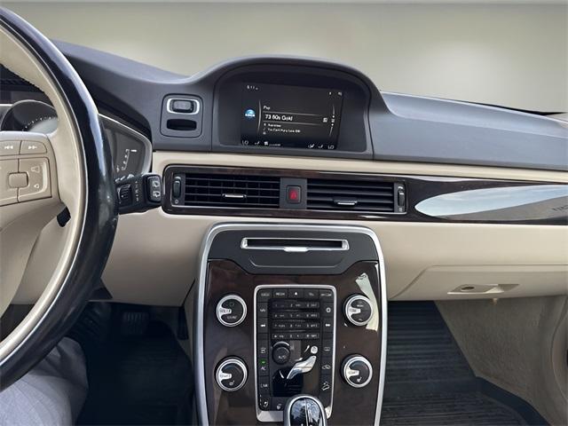 used 2016 Volvo XC70 car, priced at $15,500