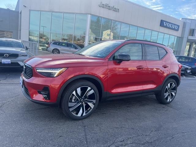 new 2025 Volvo XC40 car, priced at $50,590