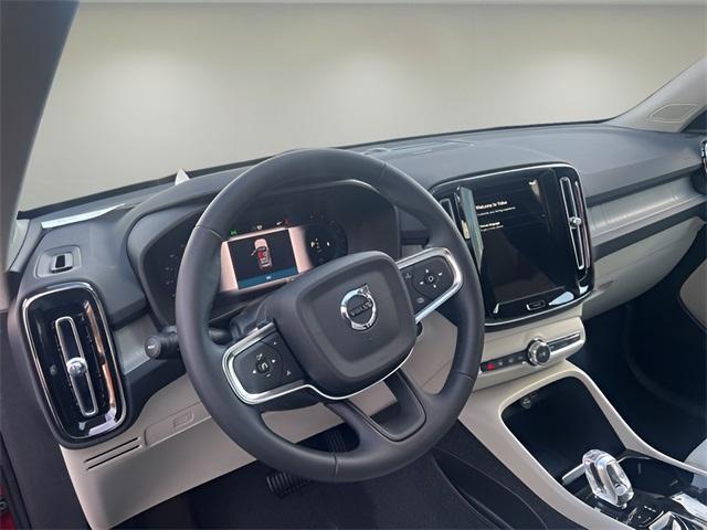 new 2025 Volvo XC40 car, priced at $50,590