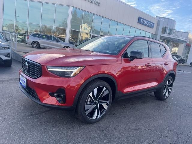 new 2025 Volvo XC40 car, priced at $50,590