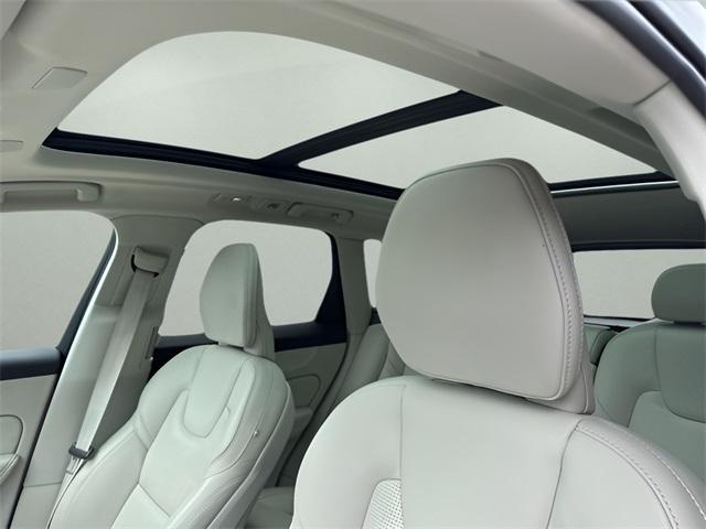 used 2022 Volvo XC60 car, priced at $36,788