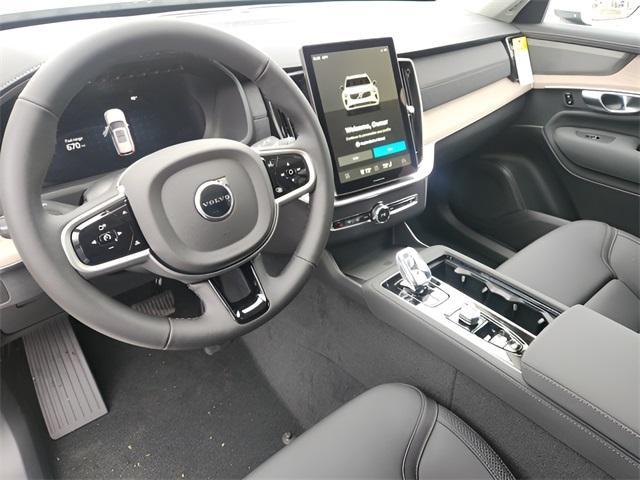 new 2025 Volvo XC90 car, priced at $69,155