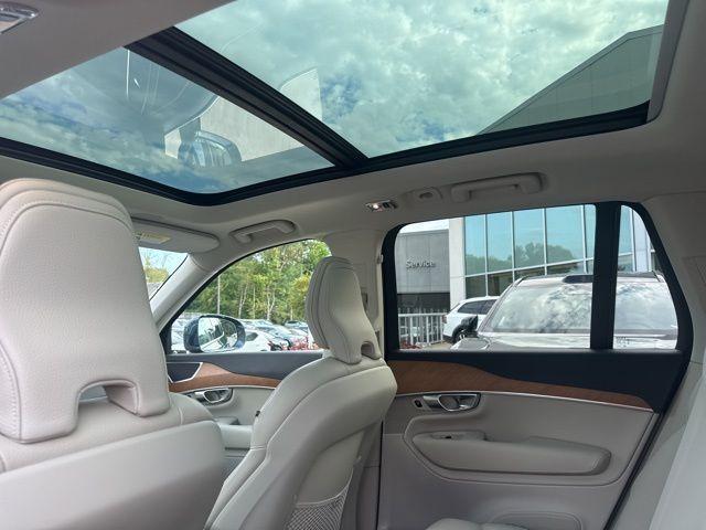 used 2022 Volvo XC90 car, priced at $33,453