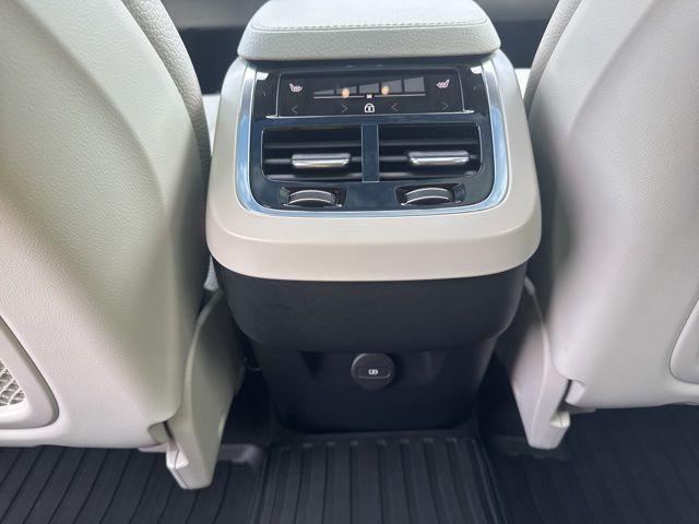 used 2022 Volvo XC90 car, priced at $33,453
