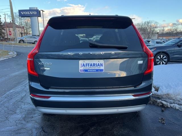 used 2022 Volvo XC90 Recharge Plug-In Hybrid car, priced at $44,500