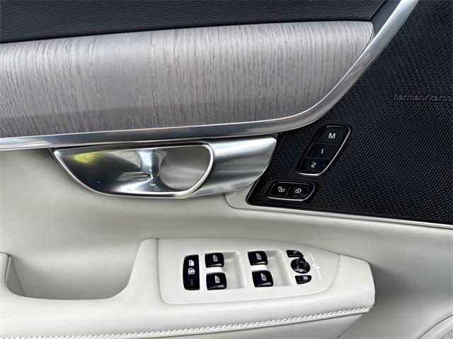 new 2025 Volvo V90 Cross Country car, priced at $65,175