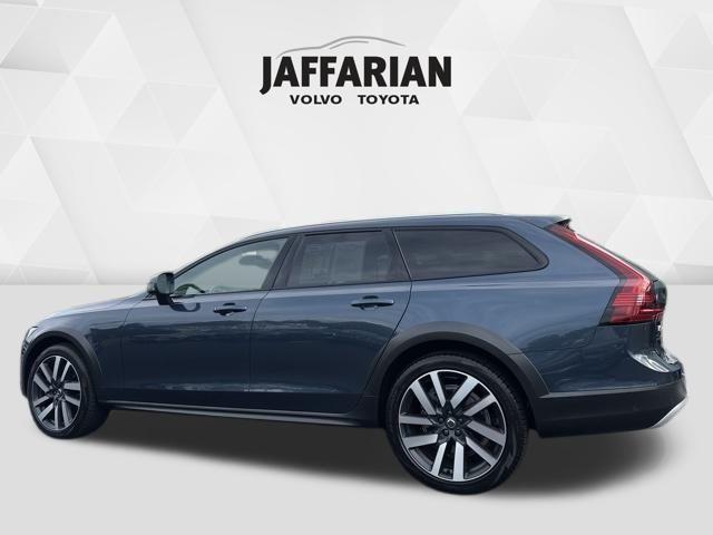 used 2023 Volvo V90 Cross Country car, priced at $48,991