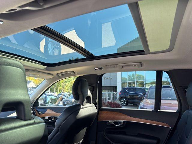 used 2021 Volvo XC90 Recharge Plug-In Hybrid car, priced at $37,500