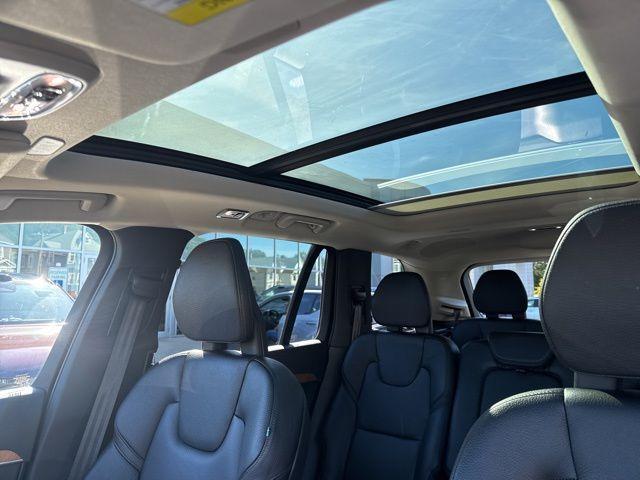 used 2021 Volvo XC90 Recharge Plug-In Hybrid car, priced at $37,500
