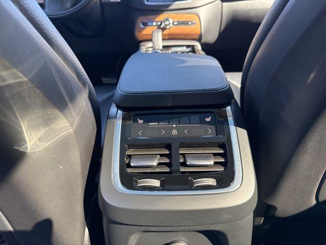 used 2021 Volvo XC90 Recharge Plug-In Hybrid car, priced at $37,500