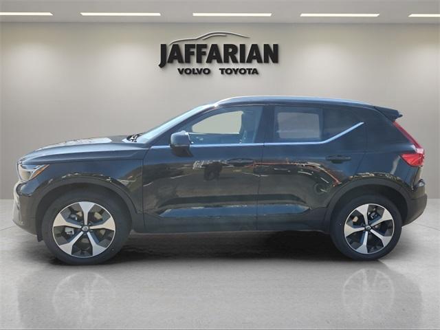 new 2025 Volvo XC40 car, priced at $48,945