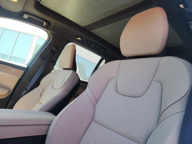 new 2026 Volvo XC90 car, priced at $71,825