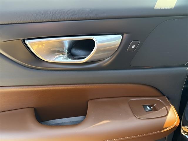 used 2024 Volvo S60 Recharge Plug-In Hybrid car, priced at $49,500