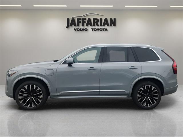 new 2025 Volvo XC90 Plug-In Hybrid car, priced at $82,405